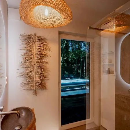 Luxe Met Sauna In Oase Rust شاليه