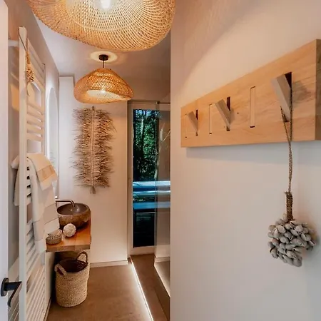 Luxe Met Sauna In Oase Rust شاليه